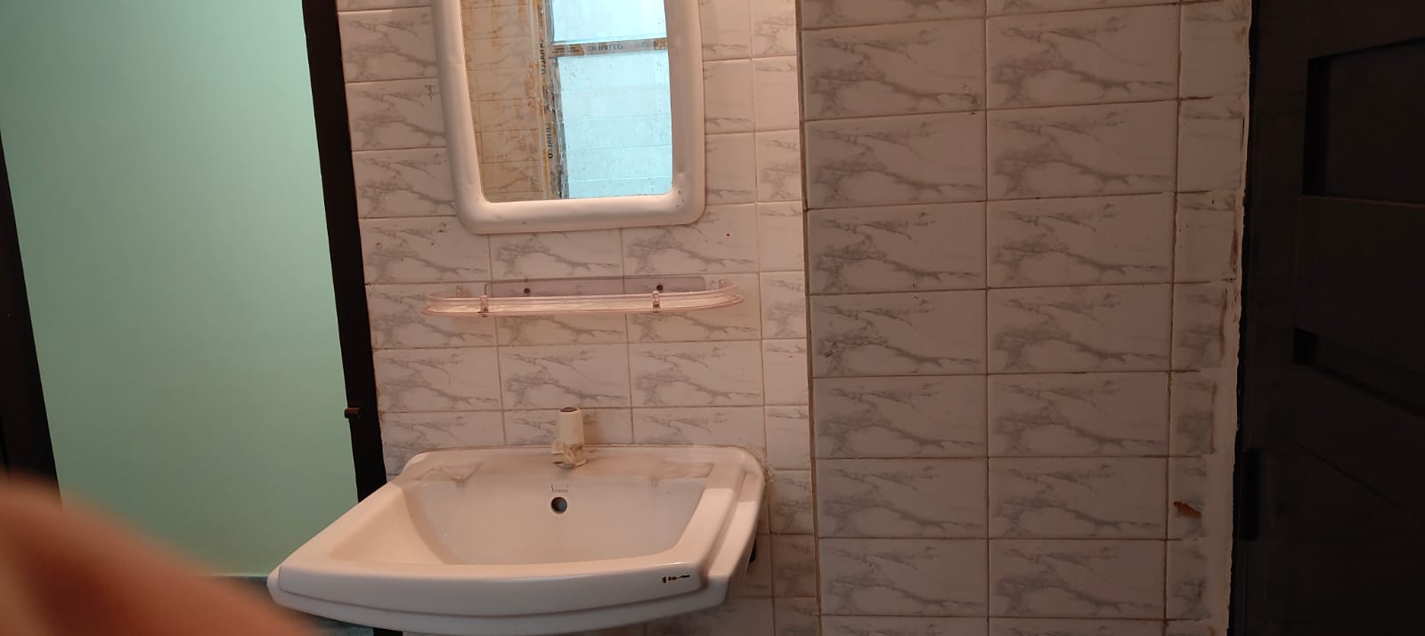 Semi Furnished 3bhk in Ratnagiri Rd, Bamunimaidan, Guwahati, Assam 781021, India for Rent